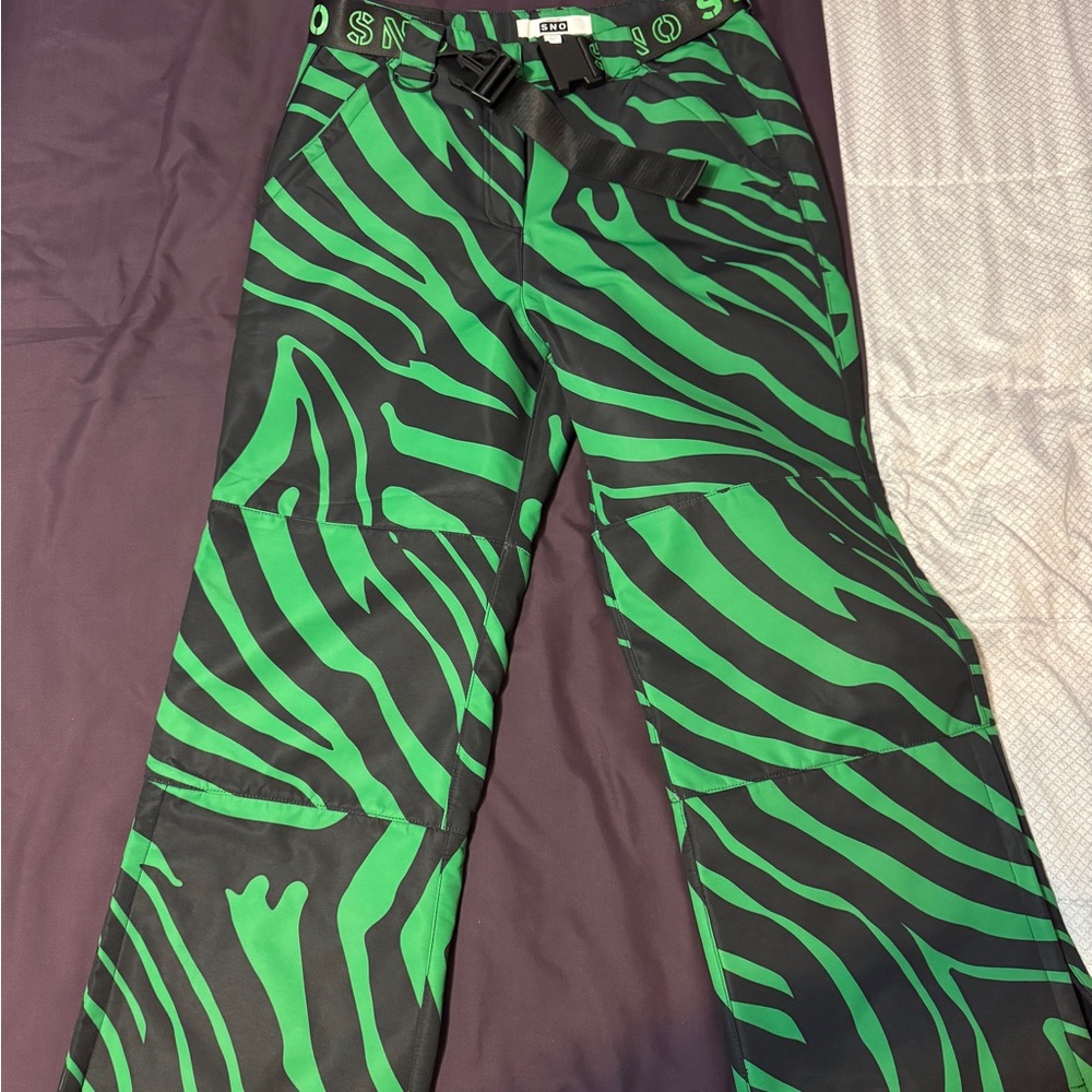 Topshop Sno straight leg ski pants in green zebra print